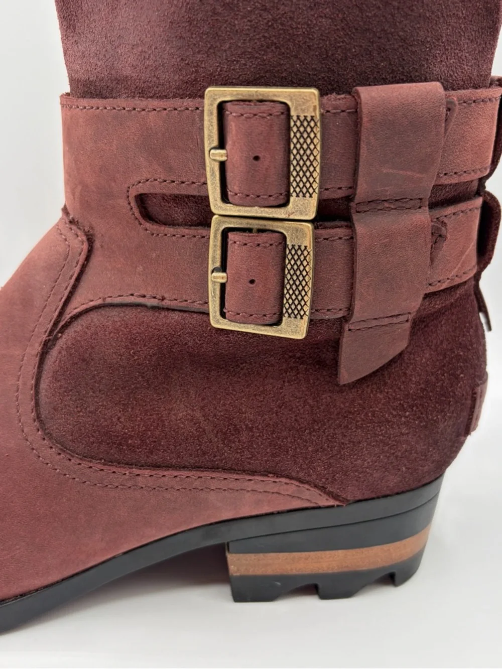 Sorel Lolla Tall II Boots Cattail Burgundy Size 7 Leather Burgundy Buckle Zip Up